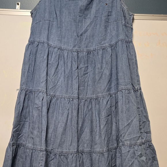 Tommy Hilfiger Chambray Tier Dress SIZE 6 Flattering - Picture 2 of 5